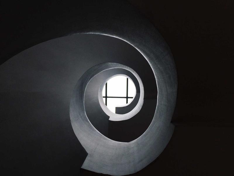 Less is More<br>dxiixch.cn 断舍离生活